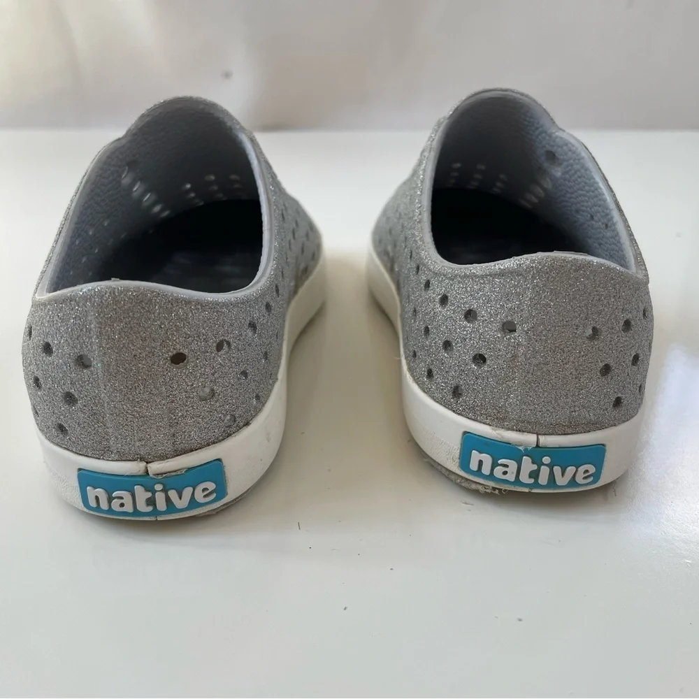 Native Shoes Little Kids Sparkly Gray Grey Jefferson Slip On Water Shoes Size 10